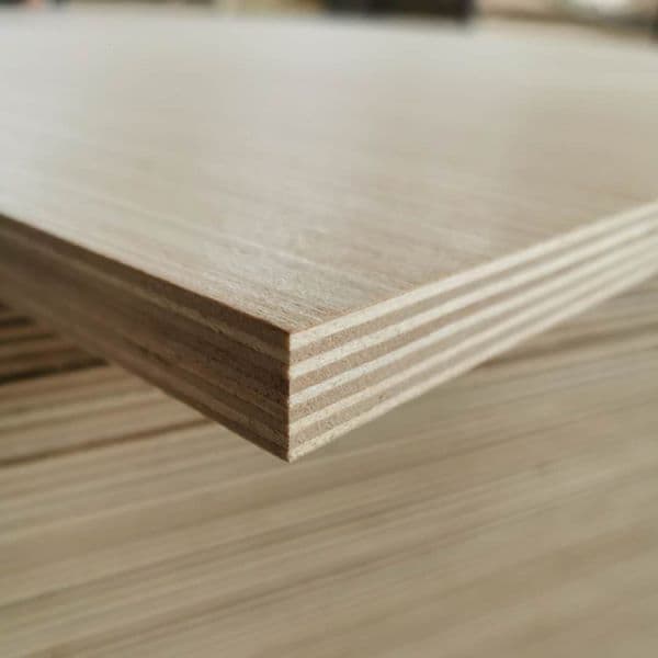 We produce a variety of interior and exterior grade plywood 